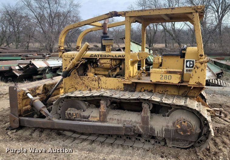 image for item LA9761 1973 Caterpillar  D6C dozer