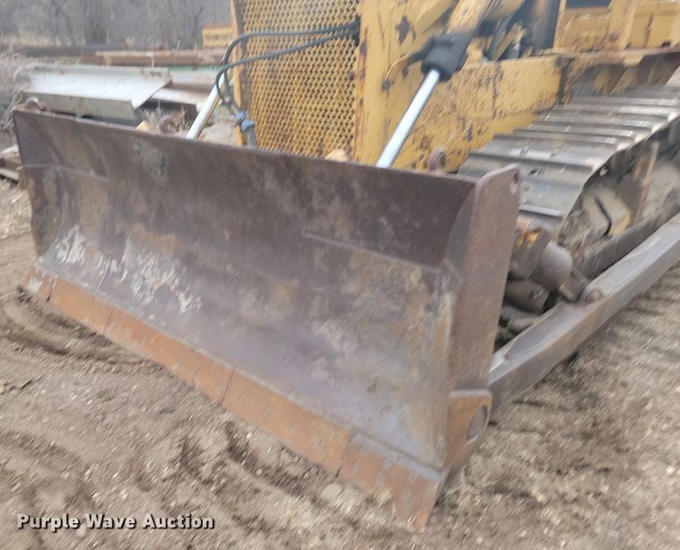 image for item LA9761 1973 Caterpillar  D6C dozer