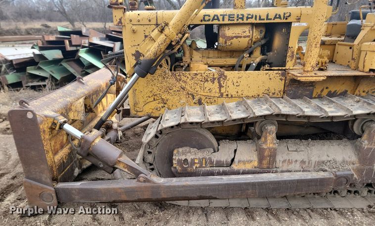 image for item LA9761 1973 Caterpillar  D6C dozer
