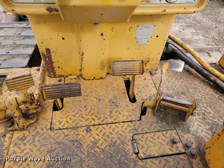 image for item LA9761 1973 Caterpillar  D6C dozer