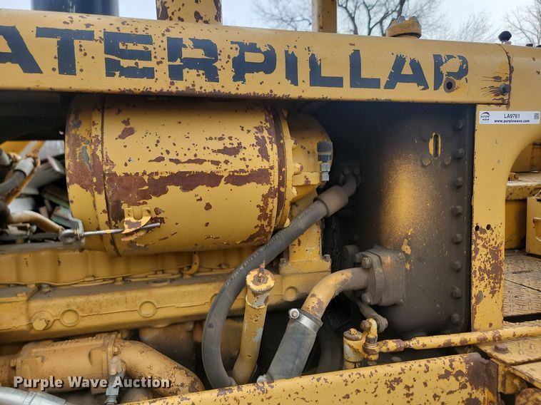 image for item LA9761 1973 Caterpillar  D6C dozer