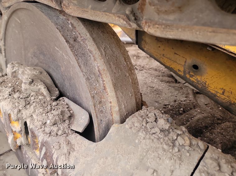 image for item LA9761 1973 Caterpillar  D6C dozer