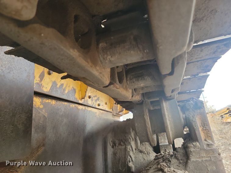 image for item LA9761 1973 Caterpillar  D6C dozer