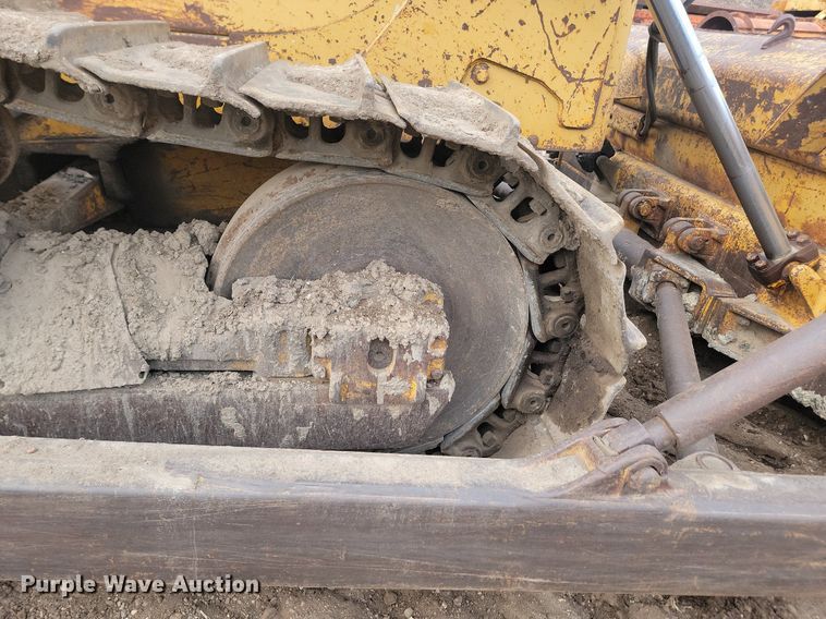 image for item LA9761 1973 Caterpillar  D6C dozer