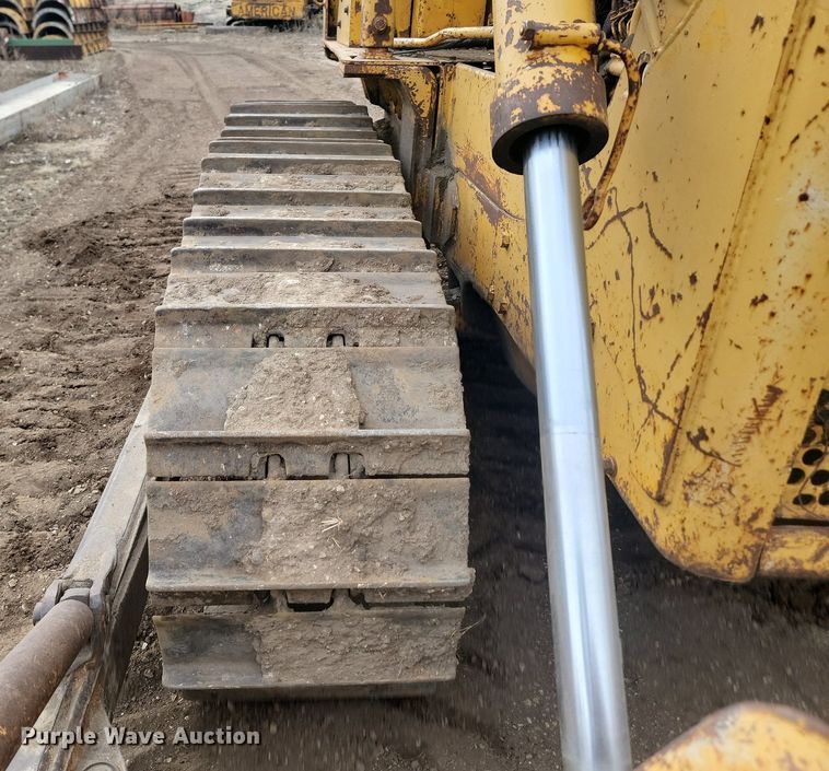 image for item LA9761 1973 Caterpillar  D6C dozer