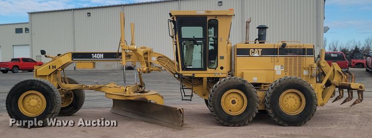 image for item LA9762 2001 Caterpillar  140H VHP motor grader
