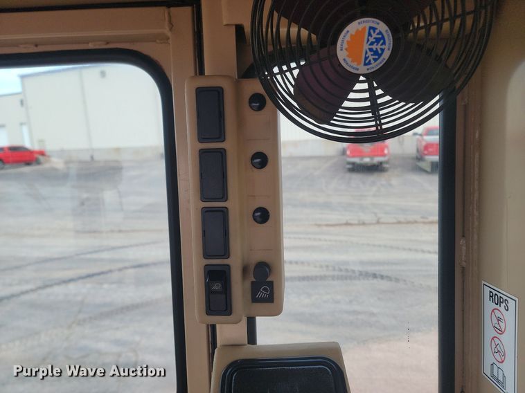 image for item LA9762 2001 Caterpillar  140H VHP motor grader