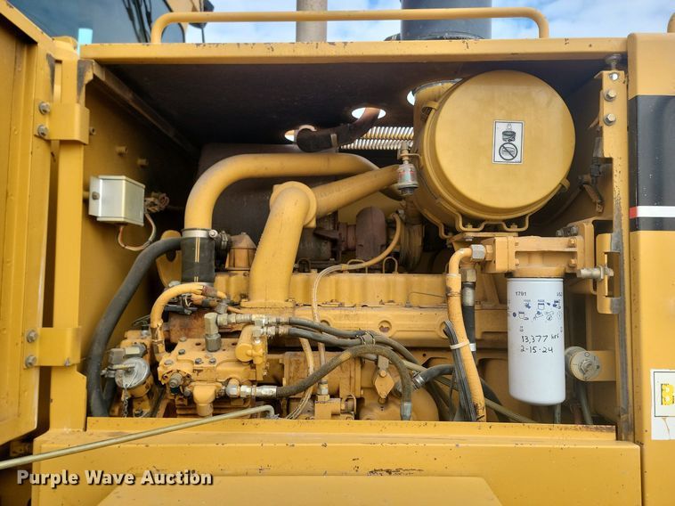 image for item LA9762 2001 Caterpillar  140H VHP motor grader