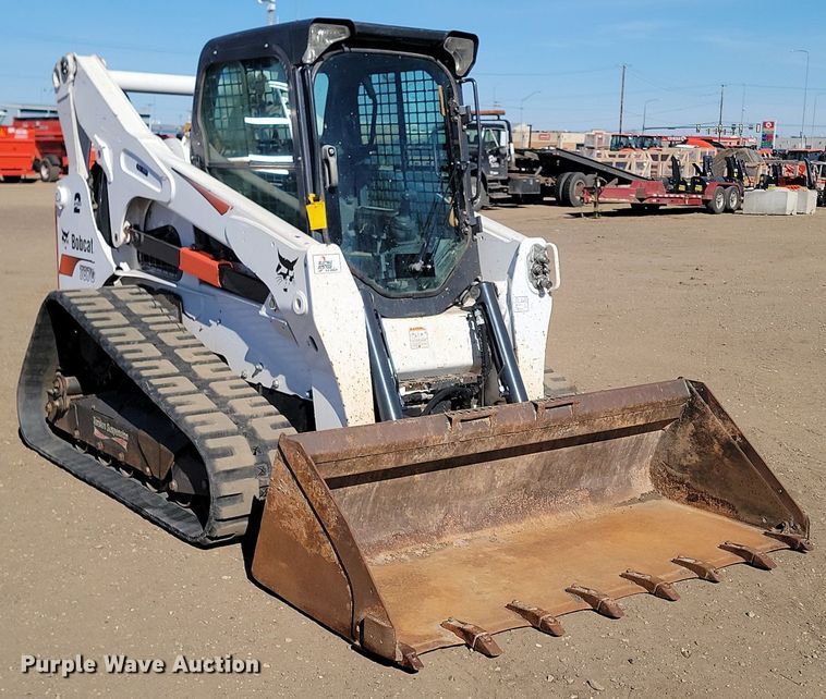 image for item LA9771 2018 Bobcat T870 tracked skid steer loader