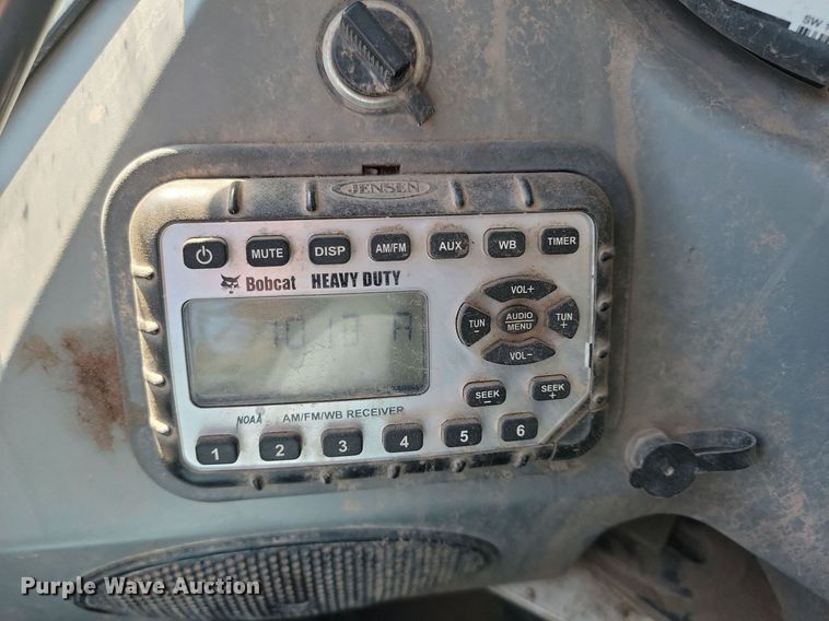 image for item LA9771 2018 Bobcat T870 tracked skid steer loader