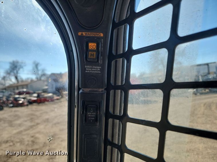 image for item LA9771 2018 Bobcat T870 tracked skid steer loader