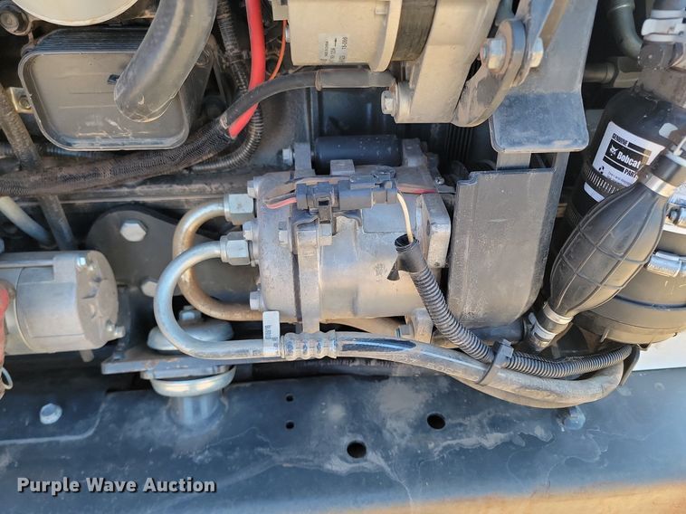 image for item LA9771 2018 Bobcat T870 tracked skid steer loader