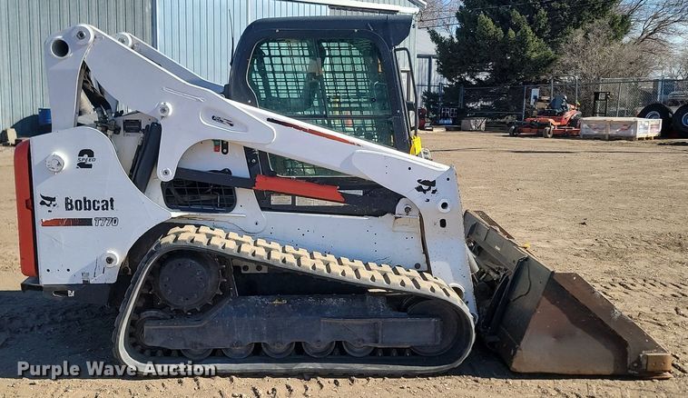 image for item LA9772 2016 Bobcat  T770 tracked skid steer loader
