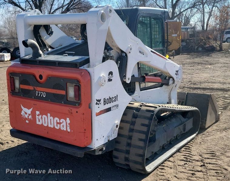 image for item LA9772 2016 Bobcat  T770 tracked skid steer loader