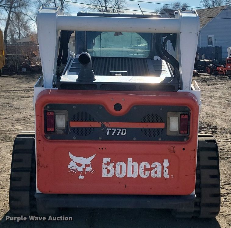 image for item LA9772 2016 Bobcat  T770 tracked skid steer loader