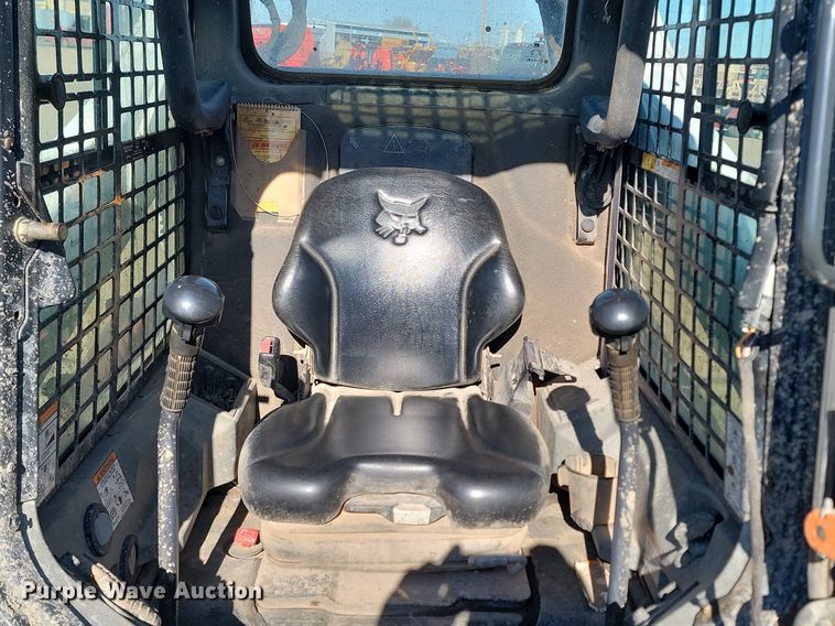 image for item LA9772 2016 Bobcat  T770 tracked skid steer loader