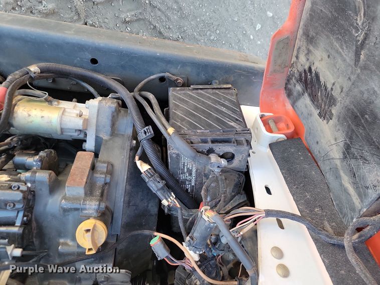 image for item LA9772 2016 Bobcat  T770 tracked skid steer loader