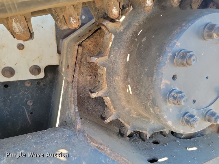 image for item LA9772 2016 Bobcat  T770 tracked skid steer loader