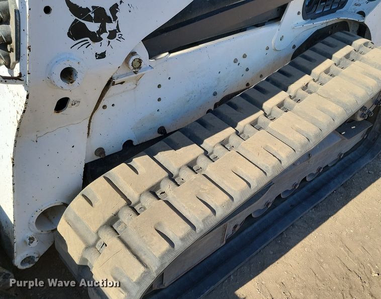 image for item LA9772 2016 Bobcat  T770 tracked skid steer loader