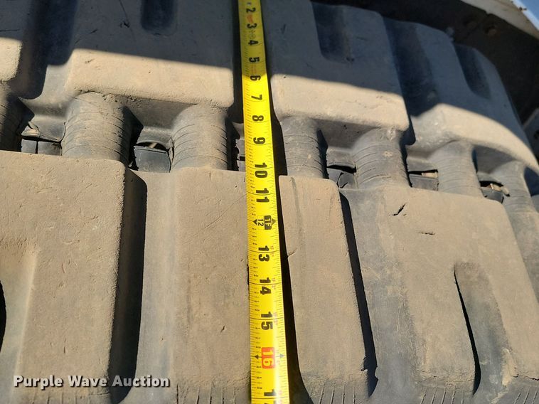 image for item LA9772 2016 Bobcat  T770 tracked skid steer loader