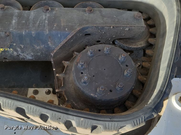 image for item LA9772 2016 Bobcat  T770 tracked skid steer loader