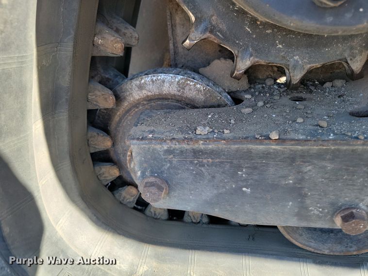 image for item LA9772 2016 Bobcat  T770 tracked skid steer loader