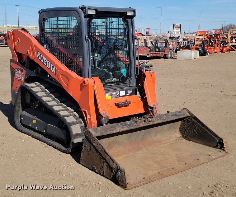 image for item LA9773 2020 Kubota  SVL75-2 tracked skid steer loader