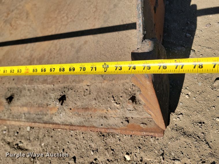 image for item LA9773 2020 Kubota  SVL75-2 tracked skid steer loader