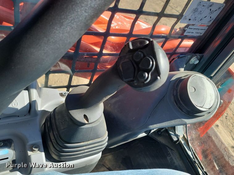 image for item LA9773 2020 Kubota  SVL75-2 tracked skid steer loader