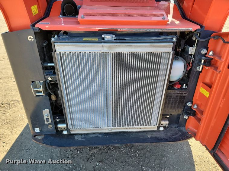 image for item LA9773 2020 Kubota  SVL75-2 tracked skid steer loader