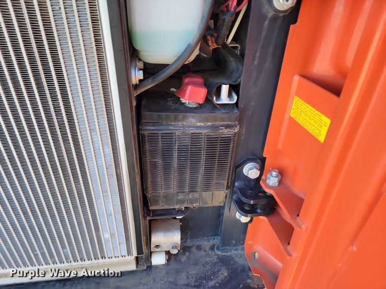 image for item LA9773 2020 Kubota  SVL75-2 tracked skid steer loader