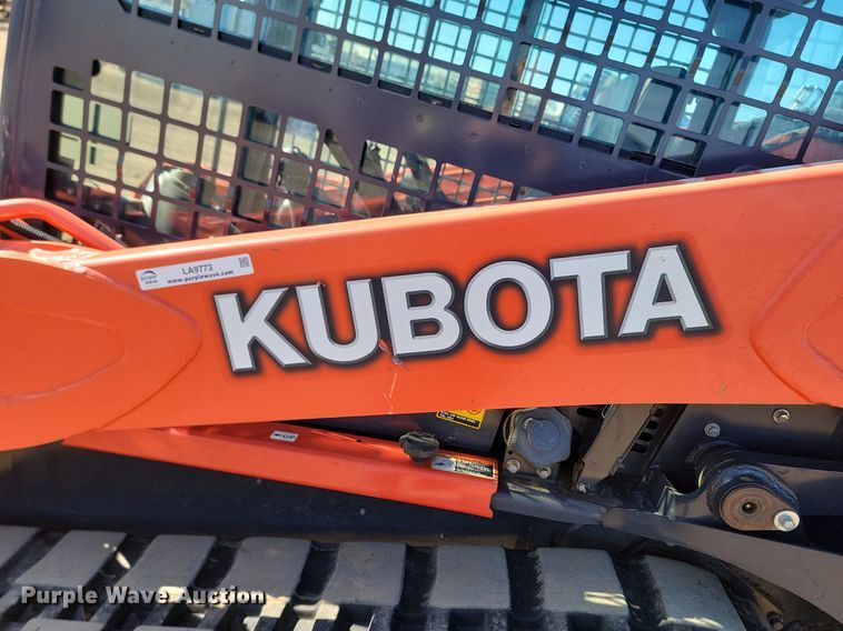 image for item LA9773 2020 Kubota  SVL75-2 tracked skid steer loader