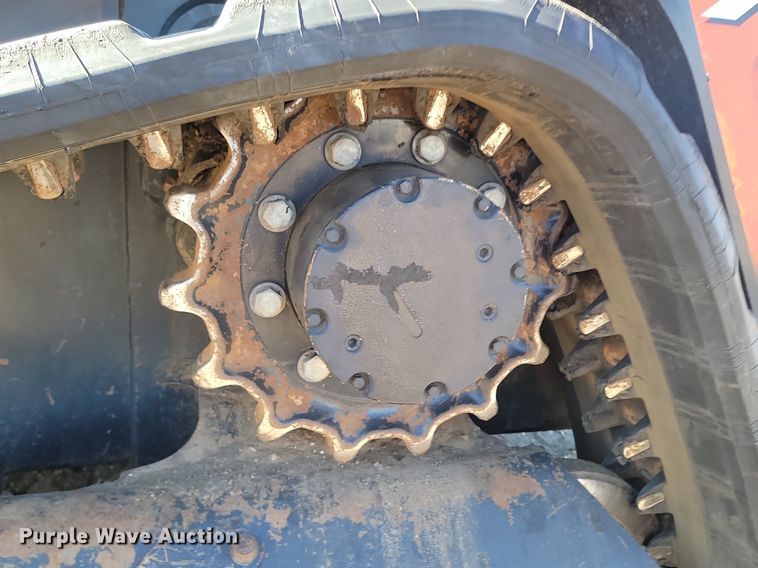 image for item LA9773 2020 Kubota  SVL75-2 tracked skid steer loader