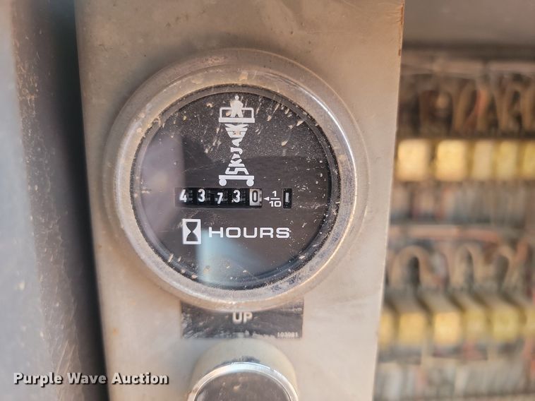 image for item LA9775 2002 Skyjack SJ-8831 scissor lift