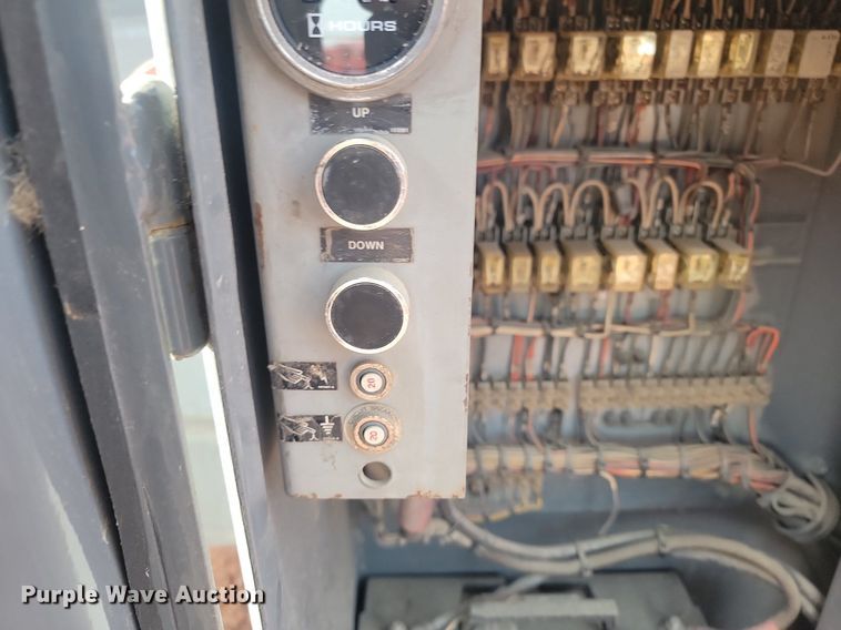 image for item LA9775 2002 Skyjack SJ-8831 scissor lift