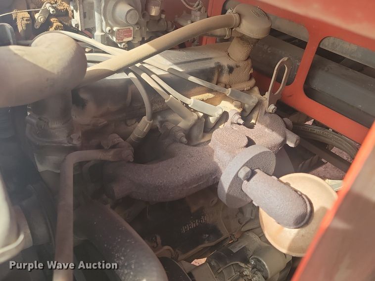 image for item LA9775 2002 Skyjack SJ-8831 scissor lift