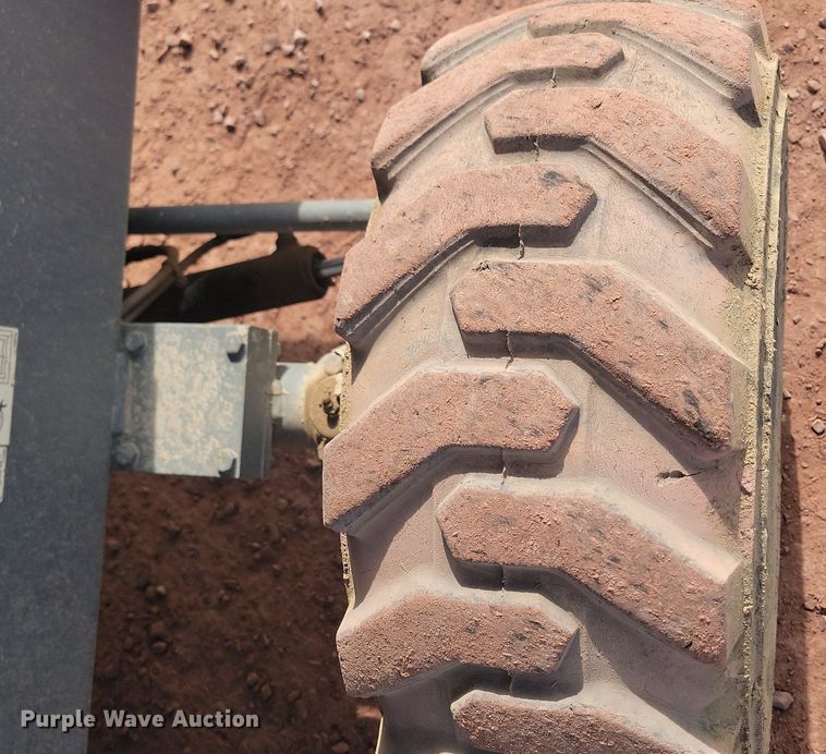 image for item LA9775 2002 Skyjack SJ-8831 scissor lift