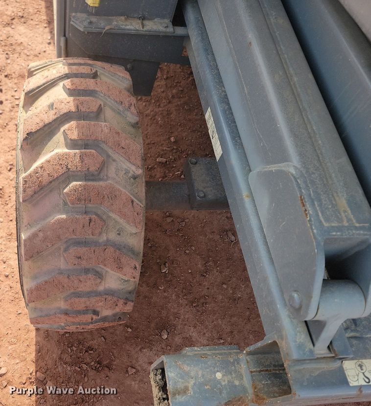 image for item LA9775 2002 Skyjack SJ-8831 scissor lift