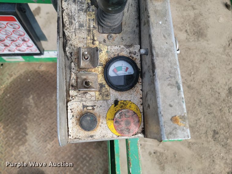 image for item LA9779 2014 Skyjack SJIII 3219 scissor lift