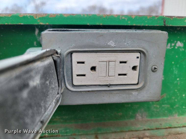 image for item LA9779 2014 Skyjack SJIII 3219 scissor lift