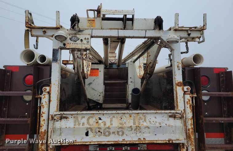 image for item LC9866 1996 Chevrolet  Kodiak pulling truck