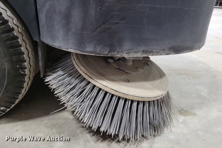 image for item LC9867 American- Lincoln 6150 sweeper