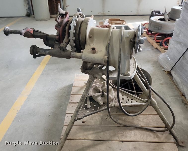 image for item LC9871 Rigid 300 thread cutter/tap and die