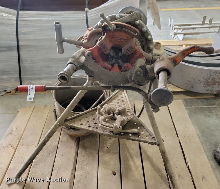 image for item LC9871 Rigid 300 thread cutter/tap and die