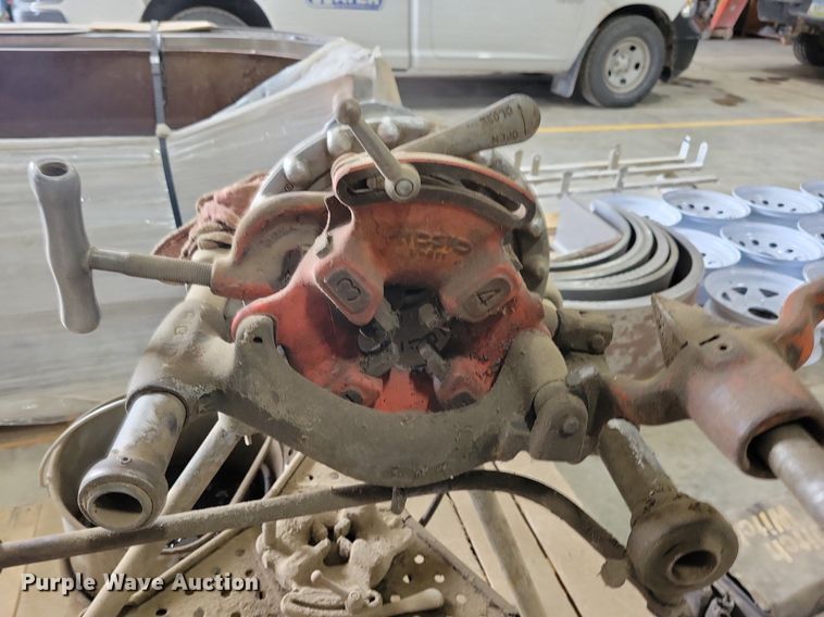 image for item LC9871 Rigid 300 thread cutter/tap and die