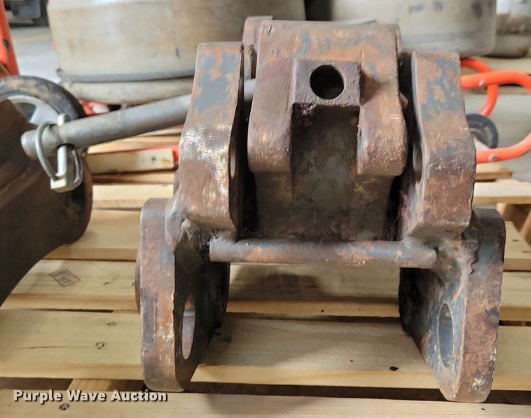 image for item LC9872 (2) WB mechanical quick attach brackets