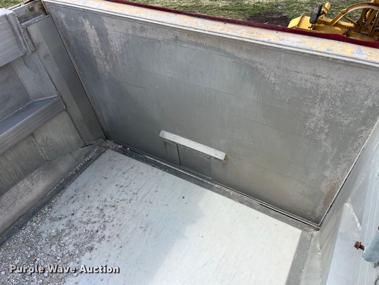 image for item LD9312 2001 Vantage T-91-SS end dump trailer