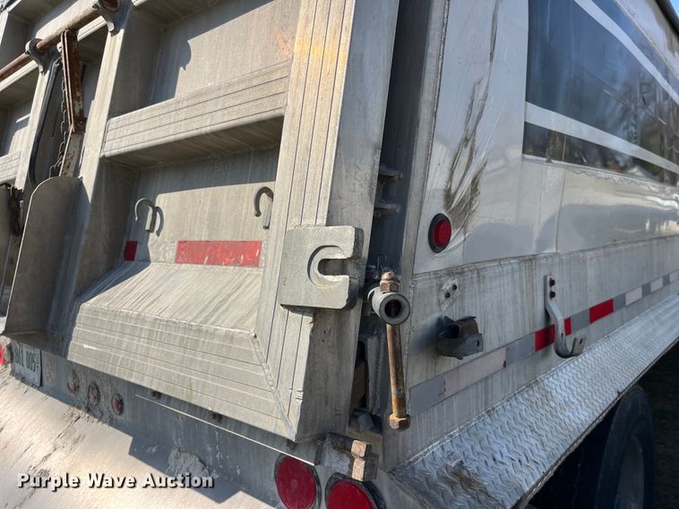 image for item LD9319 2003 Vantage T-91-SS end dump trailer