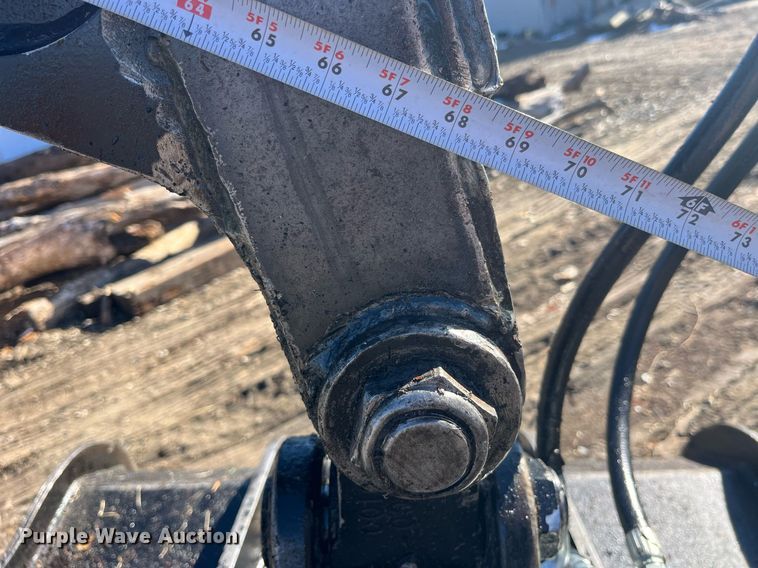 image for item LD9974 2013 Kenworth T800 grapple crane truck