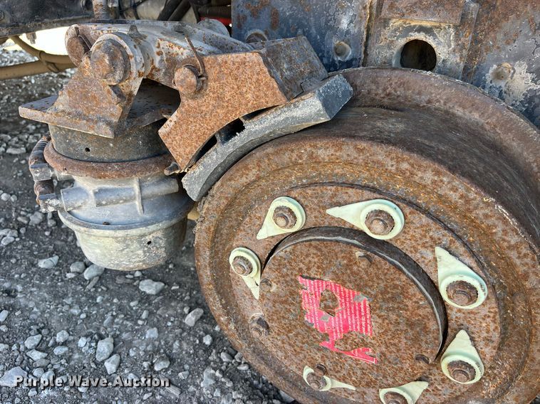 image for item LD9974 2013 Kenworth T800 grapple crane truck